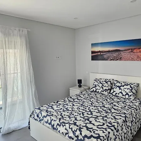 Dona Vitoria - * מונטה גורדו