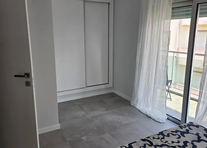 Dona Vitoria - * Monte Gordo