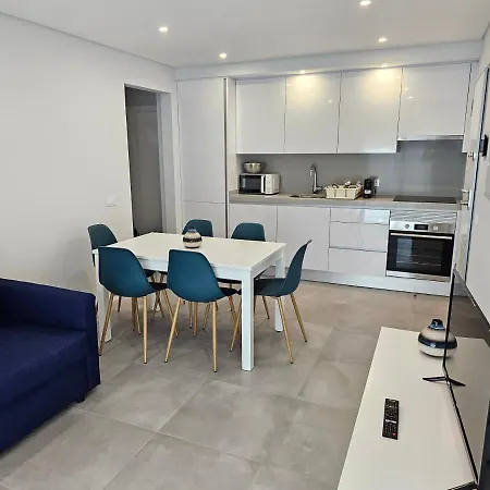 Apartment Dona Vitoria -